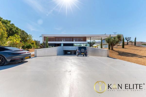 Casa independiente en calle Estragón