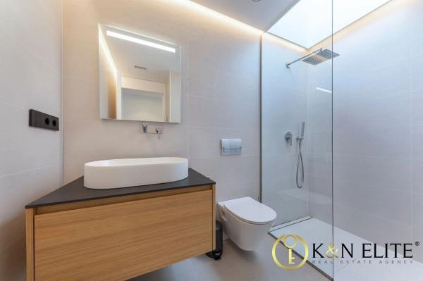 Casa independiente en calle Estragón