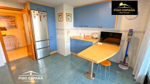 Dúplex en calle Madre Teresa de Calcuta