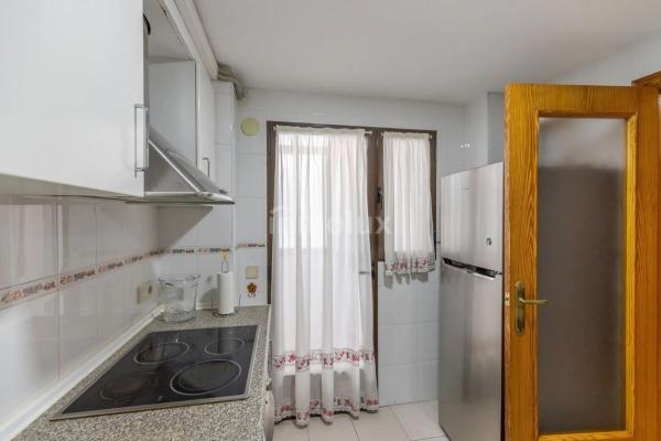 Piso en calle del Poeta Sansano