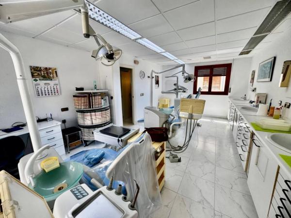 Piso en avenida del Doctor Gadea