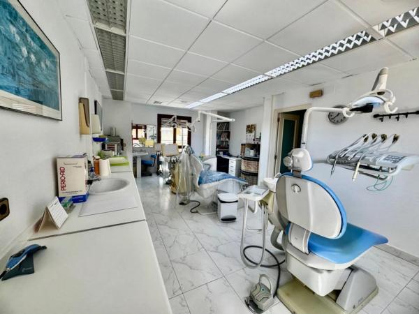 Piso en avenida del Doctor Gadea