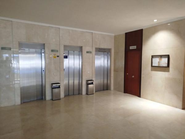 Piso en avenida Alfonso El Sabio, 27