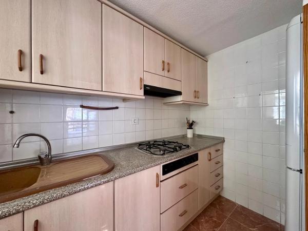 Piso en calle el Pinós, 1