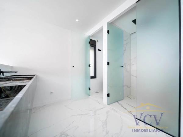 Casa independiente en avenida d'Amèrica