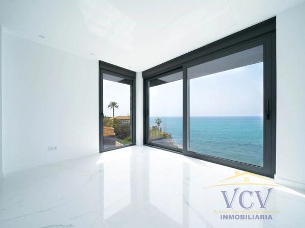 Casa independiente en avenida d'Amèrica