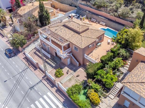 Casa independiente en calle d'Oriola, 77