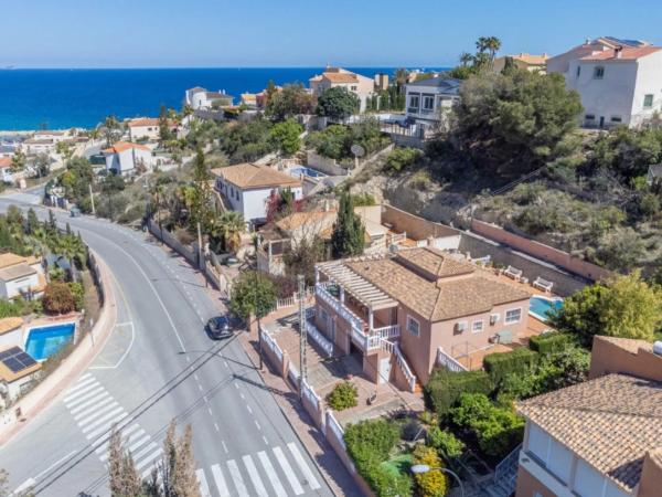 Casa independiente en calle d'Oriola, 77