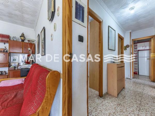 Chalet pareado en avenida del Vincle