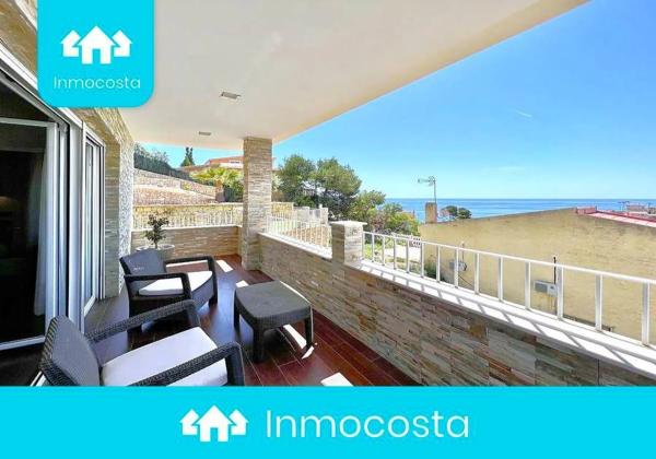 Casa independiente en calle Copenhaghen