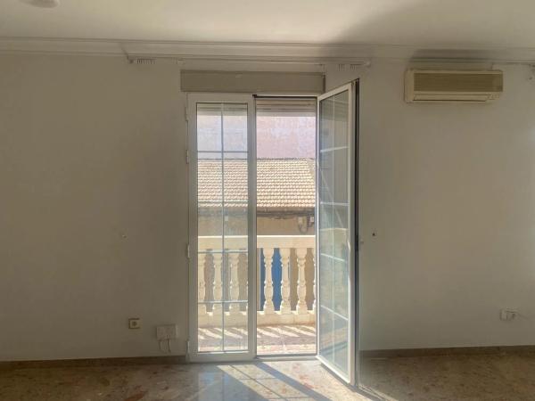 Piso en Convento, 25