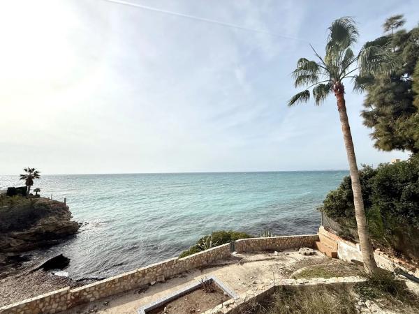 Casa independiente en avenida d'Amèrica, 14