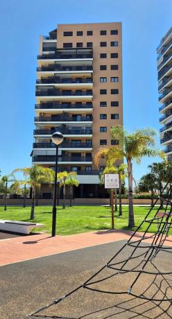 Piso en avenida Ausiàs March, 10