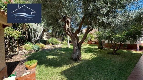 Casa independiente en calle de Vistalmar