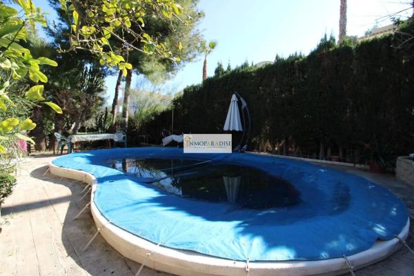 Casa independiente en calle Lisboa