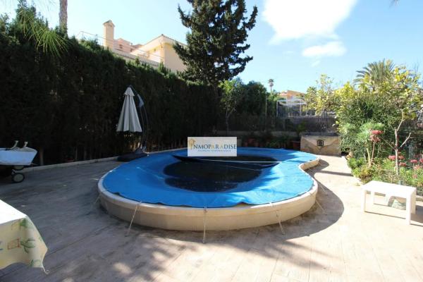 Casa independiente en calle Lisboa