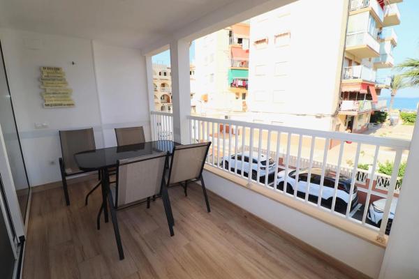 Casa independiente en calle d'Isaac Peral, 4