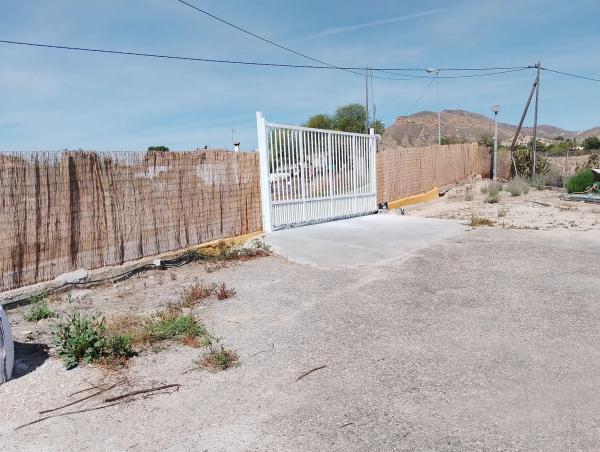 Casa independiente en camino del baldeo, 19