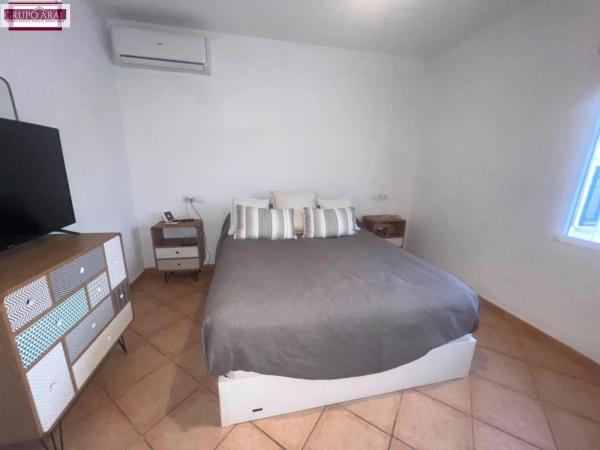 Casa independiente en calle Miranda, 2 -10