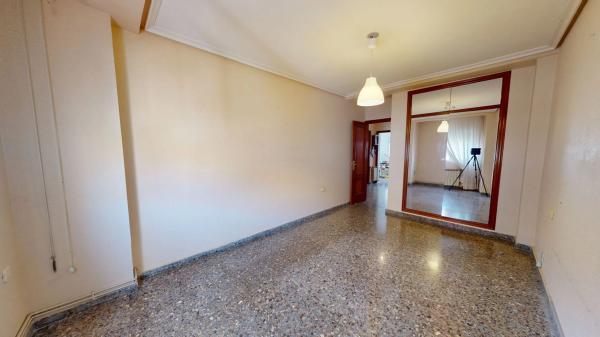 Chalet adosado en Pasatge Monóvar