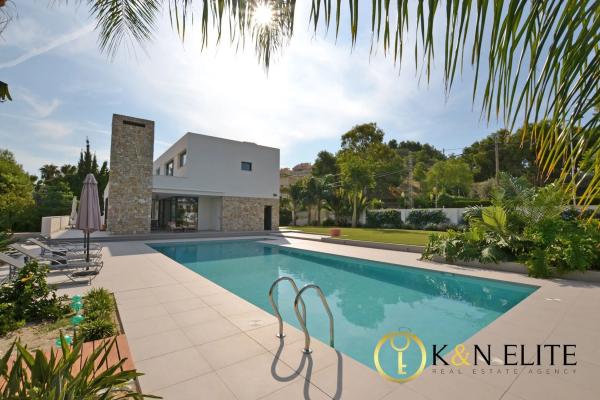 Casa independiente en calle Músic Josep Serrano