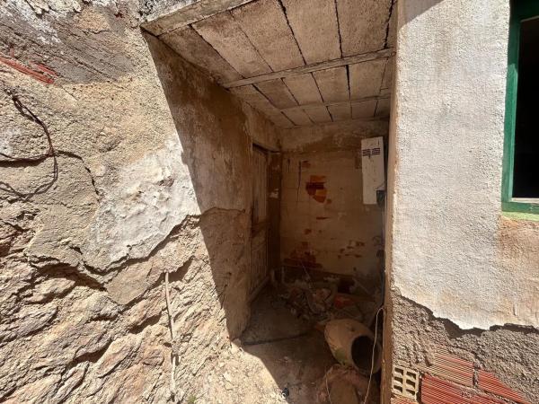 Casa independiente en paseo de la Constitució