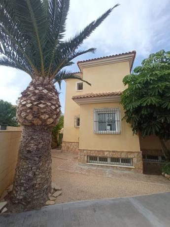 Casa independiente en calle de l'Espígol