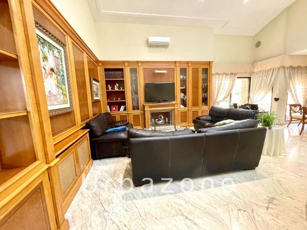 Casa independiente en calle Acuario, 9