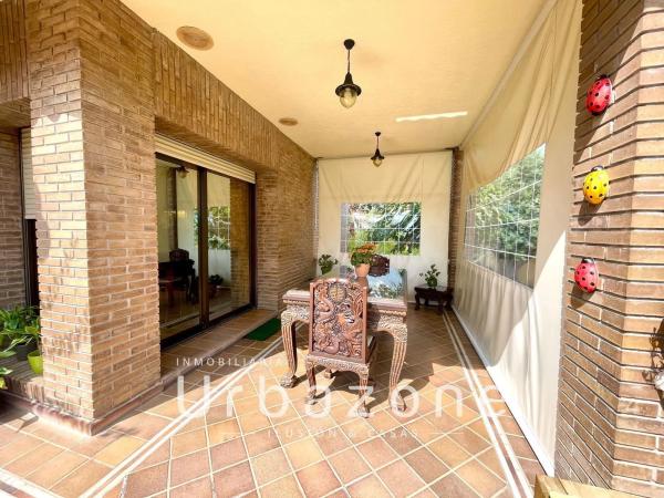 Casa independiente en calle Acuario, 9