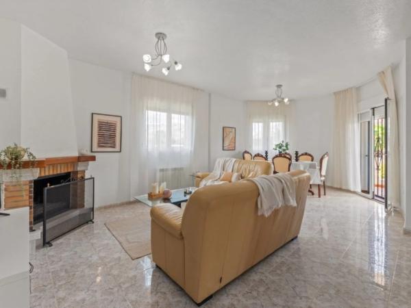 Casa independiente en calle de la Limonita, 21 -1