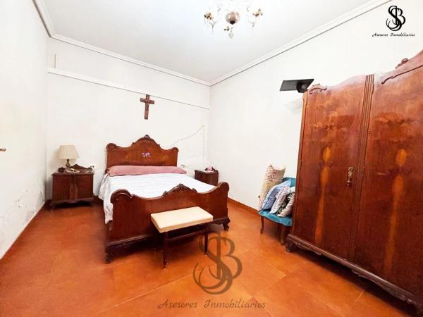 Casa independiente en avenida Gran Via Valencia