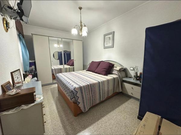 Piso en calle Vg Mercedes