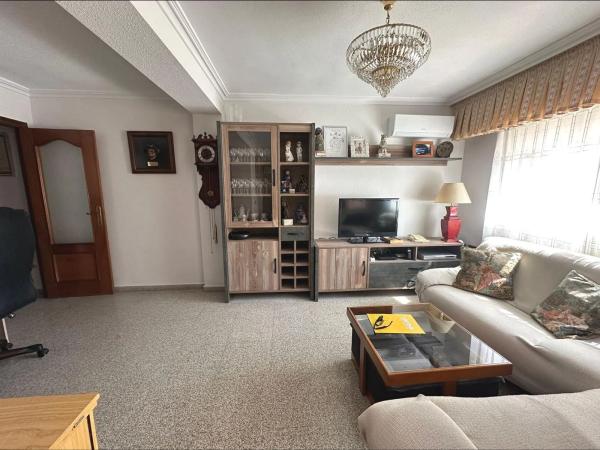 Piso en calle Vg Mercedes