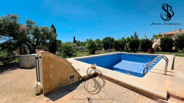 Casa independiente en calle de l' Andalucita