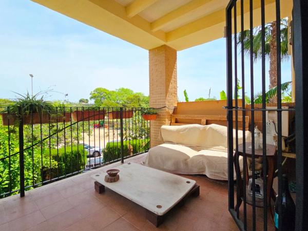 Chalet pareado en calle Alcalde Francisco Burillo