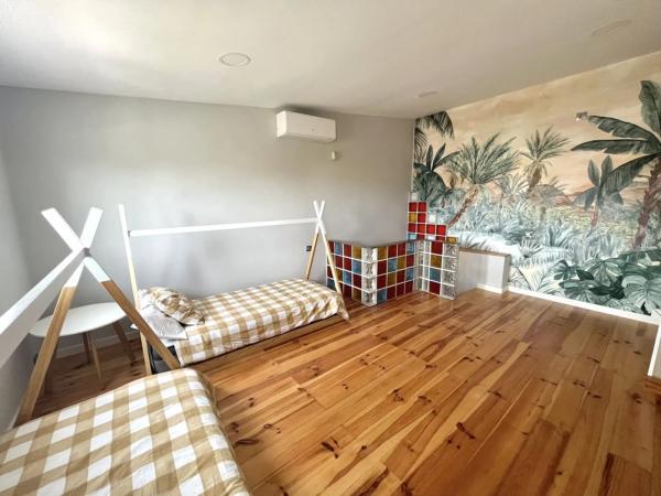 Chalet adosado en avenida Novelda, 12