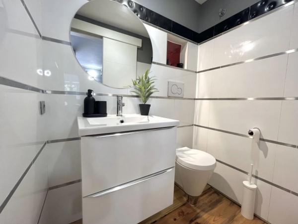 Chalet adosado en avenida Novelda, 12