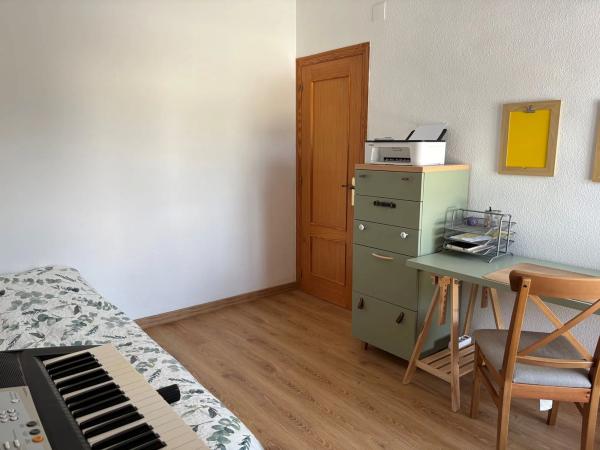 Chalet adosado en calle la Font de la Cibeles, 7