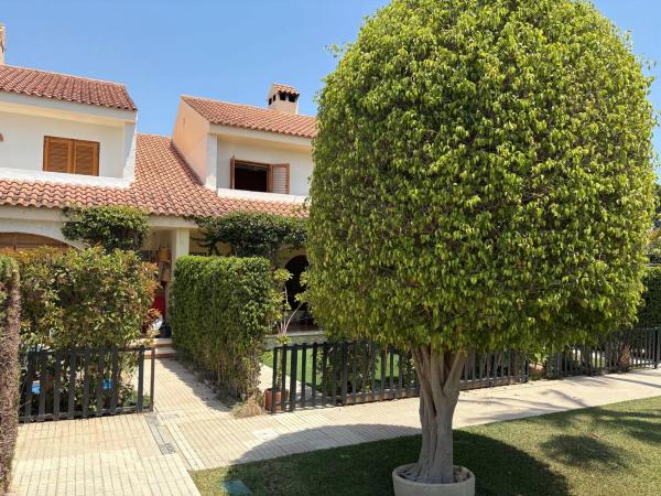 Chalet adosado en calle la Font de la Cibeles, 7