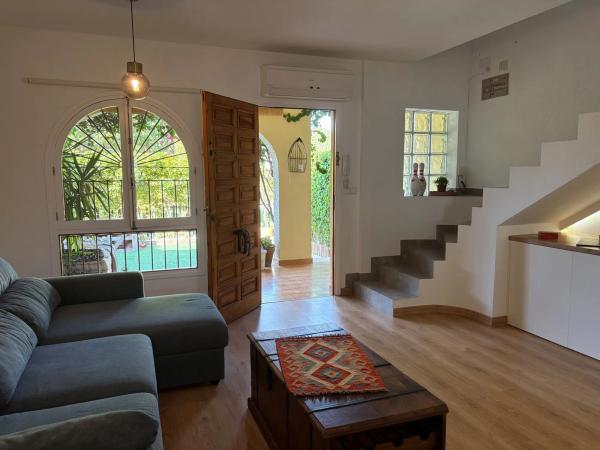 Chalet adosado en calle la Font de la Cibeles, 7