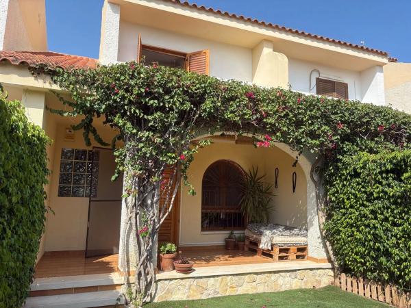 Chalet adosado en calle la Font de la Cibeles, 7