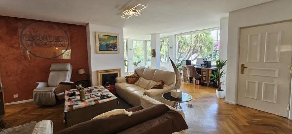 Casa independiente en calle Font del Salmitre