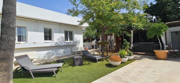 Casa independiente en calle Font del Salmitre