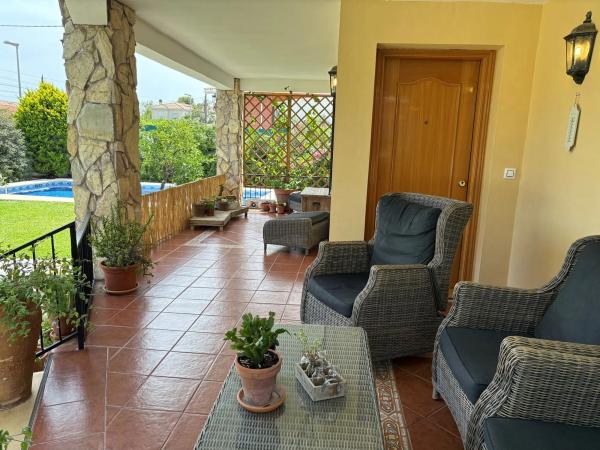 Casa independiente en calle Font de la Cava, 12