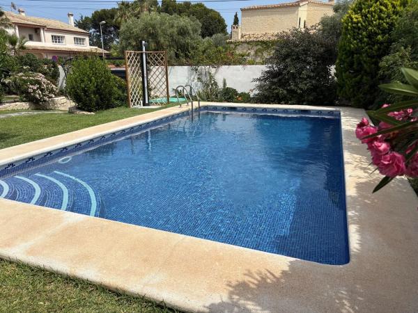 Casa independiente en calle Font de la Cava, 12