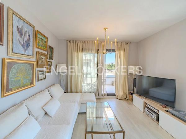 Piso en calle Pedagoga Amelia Asensi Beviá, 1