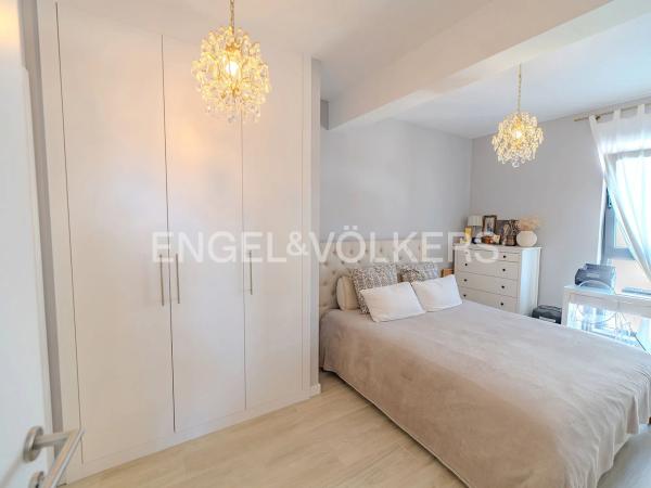 Piso en calle Pedagoga Amelia Asensi Beviá, 1