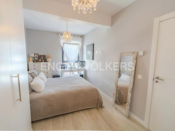 Piso en calle Pedagoga Amelia Asensi Beviá, 1