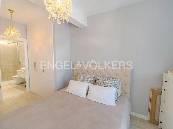 Piso en calle Pedagoga Amelia Asensi Beviá, 1