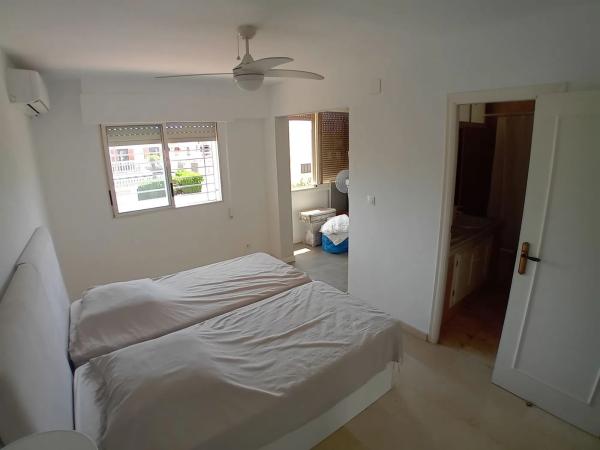 Chalet adosado en avenida Capiscol, 18